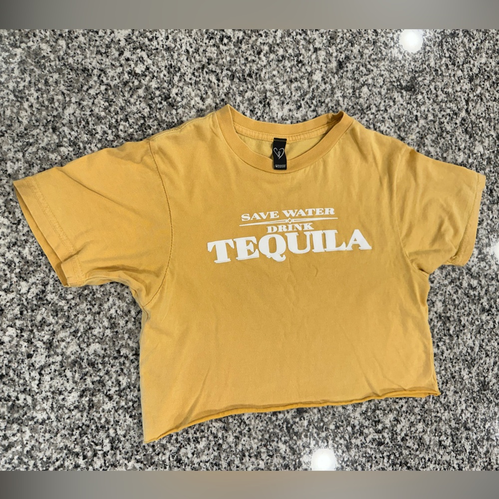 Windsor Yellow Crop Short Sleeve